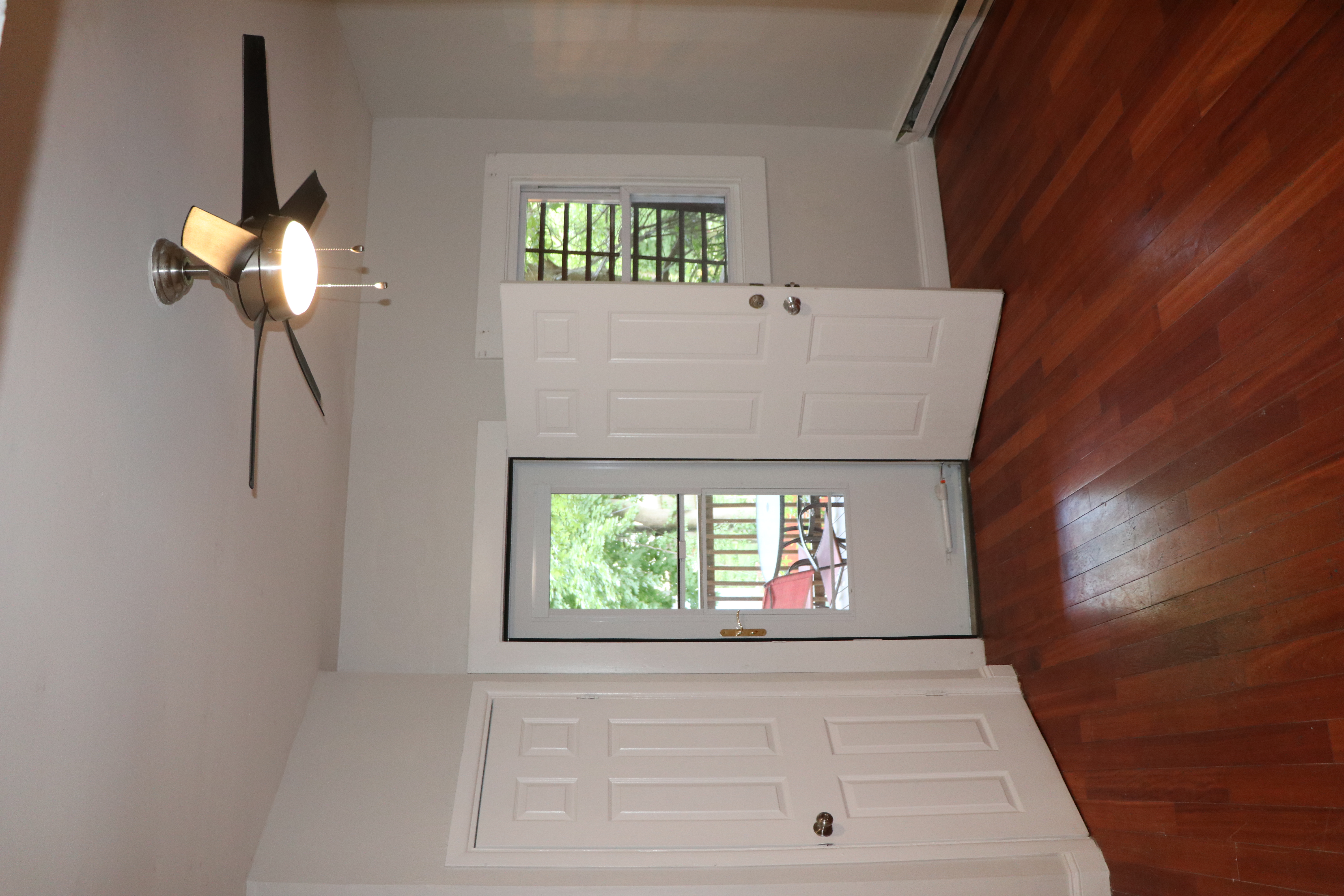 Photos of apartment on Warren St.,Boston MA 02119