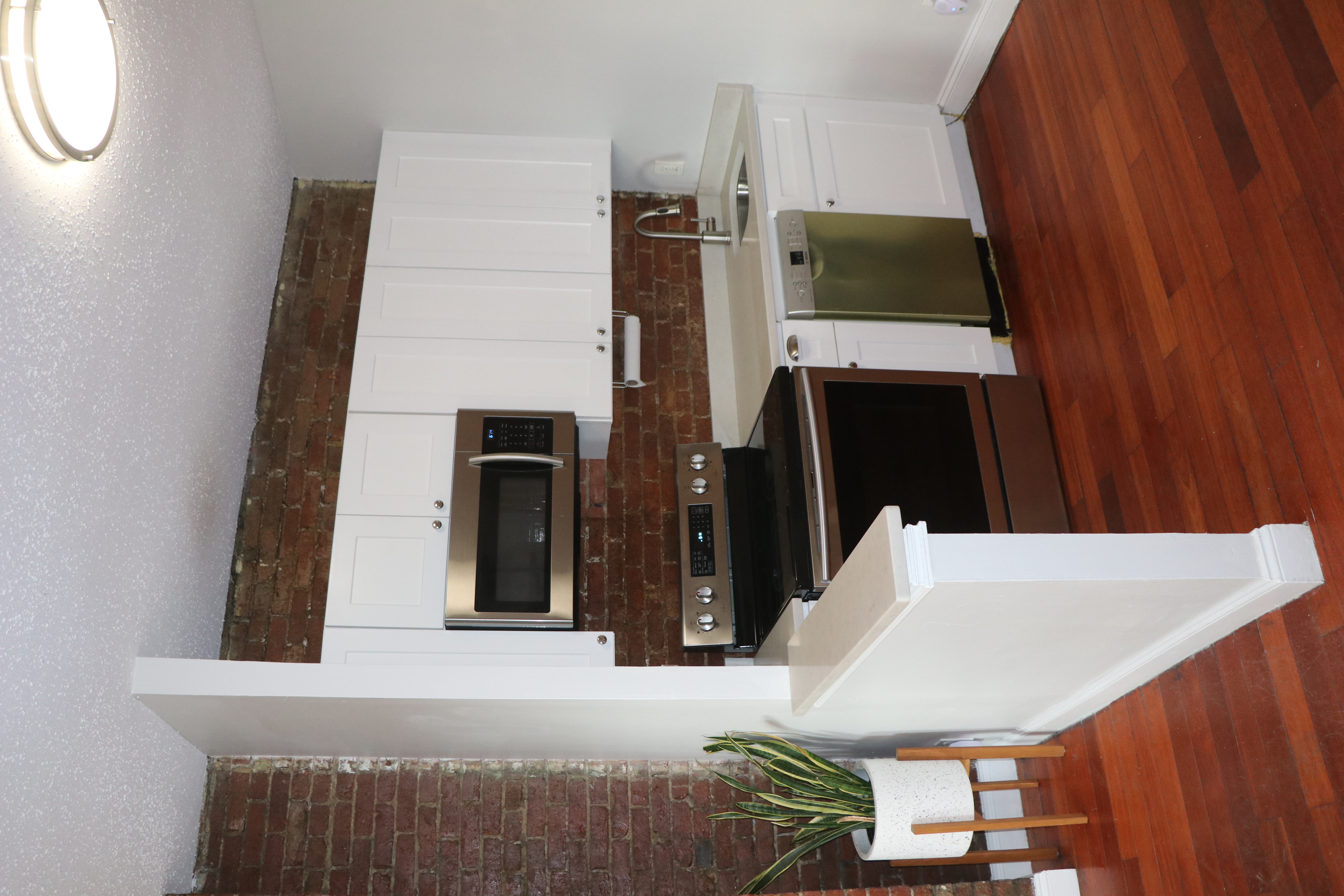 Photos of apartment on Warren St.,Boston MA 02119