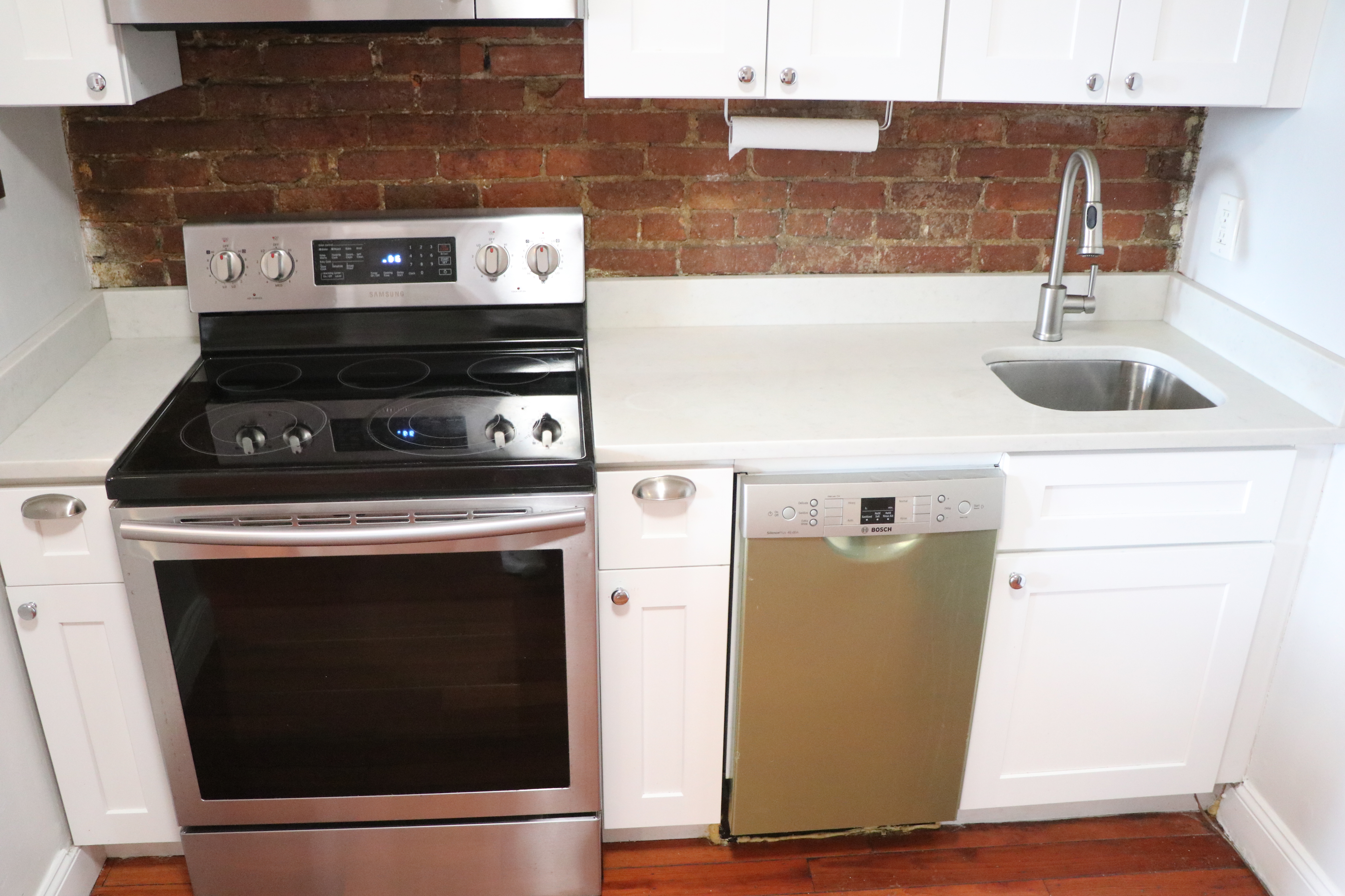 Photos of apartment on Warren St.,Boston MA 02119