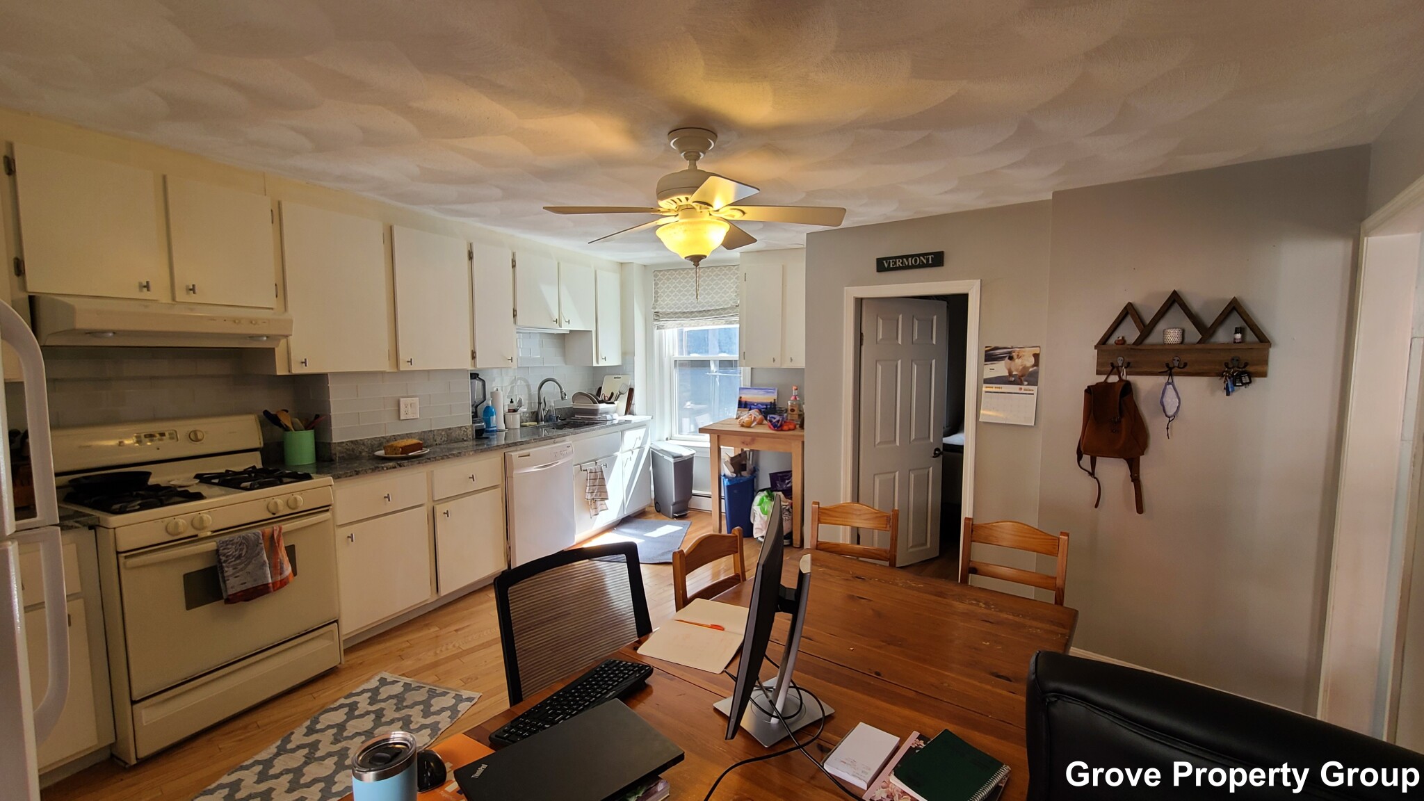 2 Holden Ct, North End