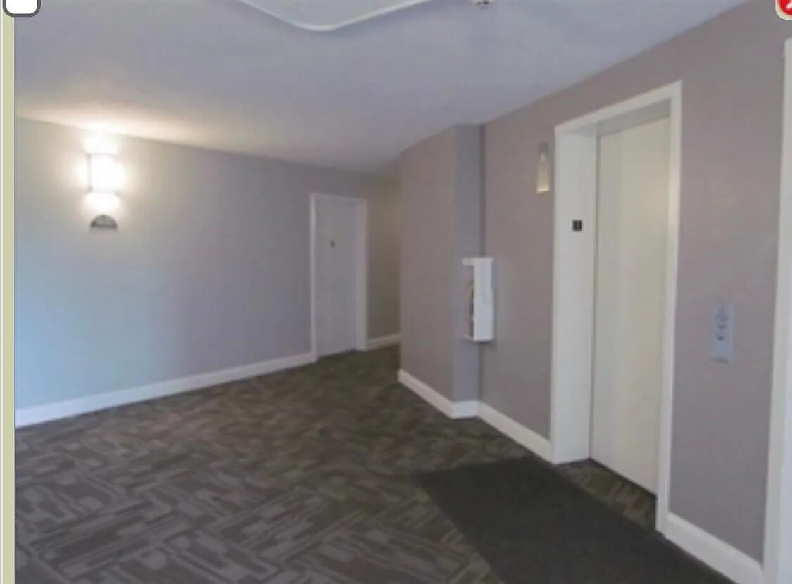 131 Coolidge Ave, Watertown