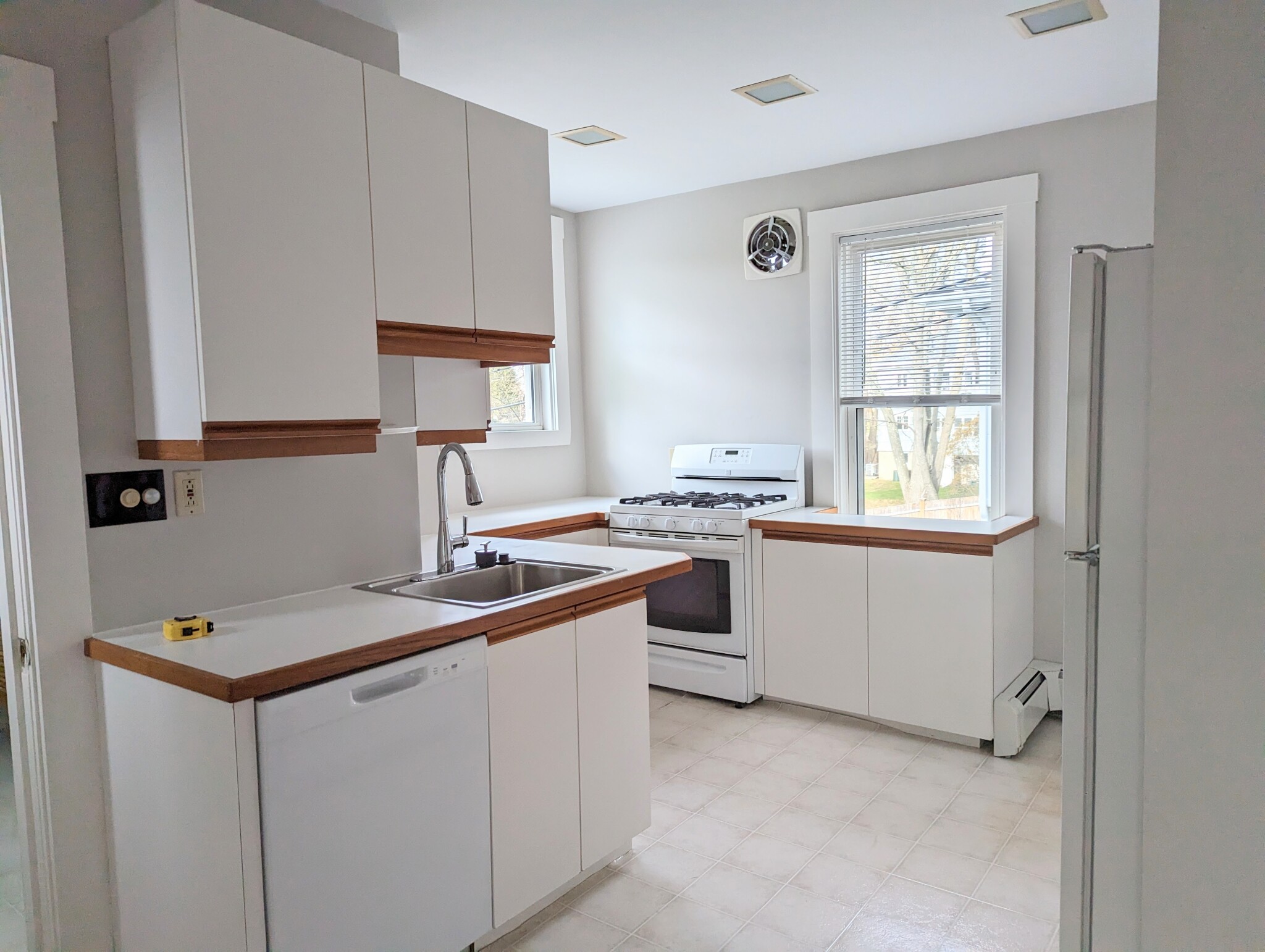 64 Bowen St, Newton Centre