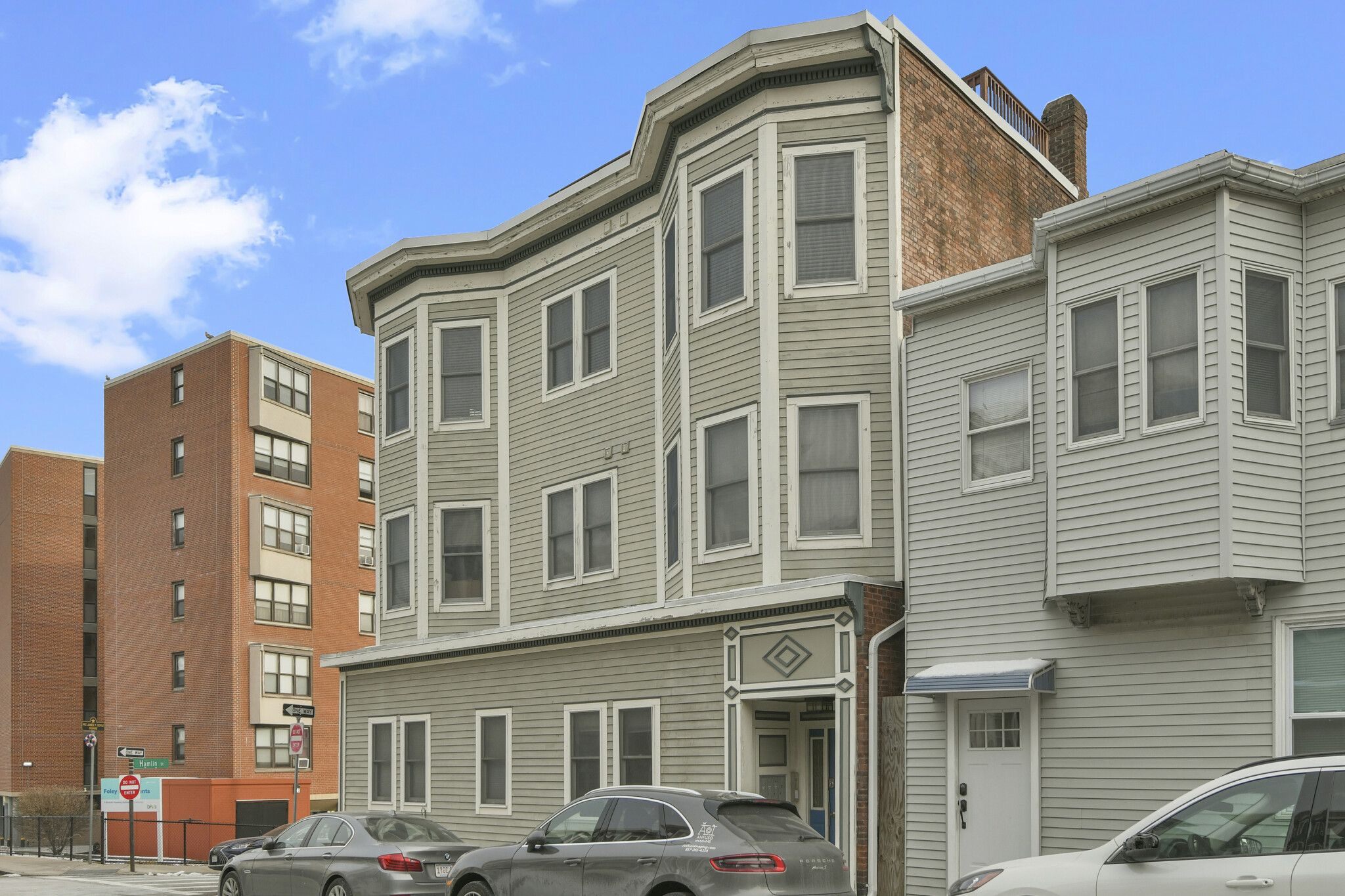 467 8th St, East Boston