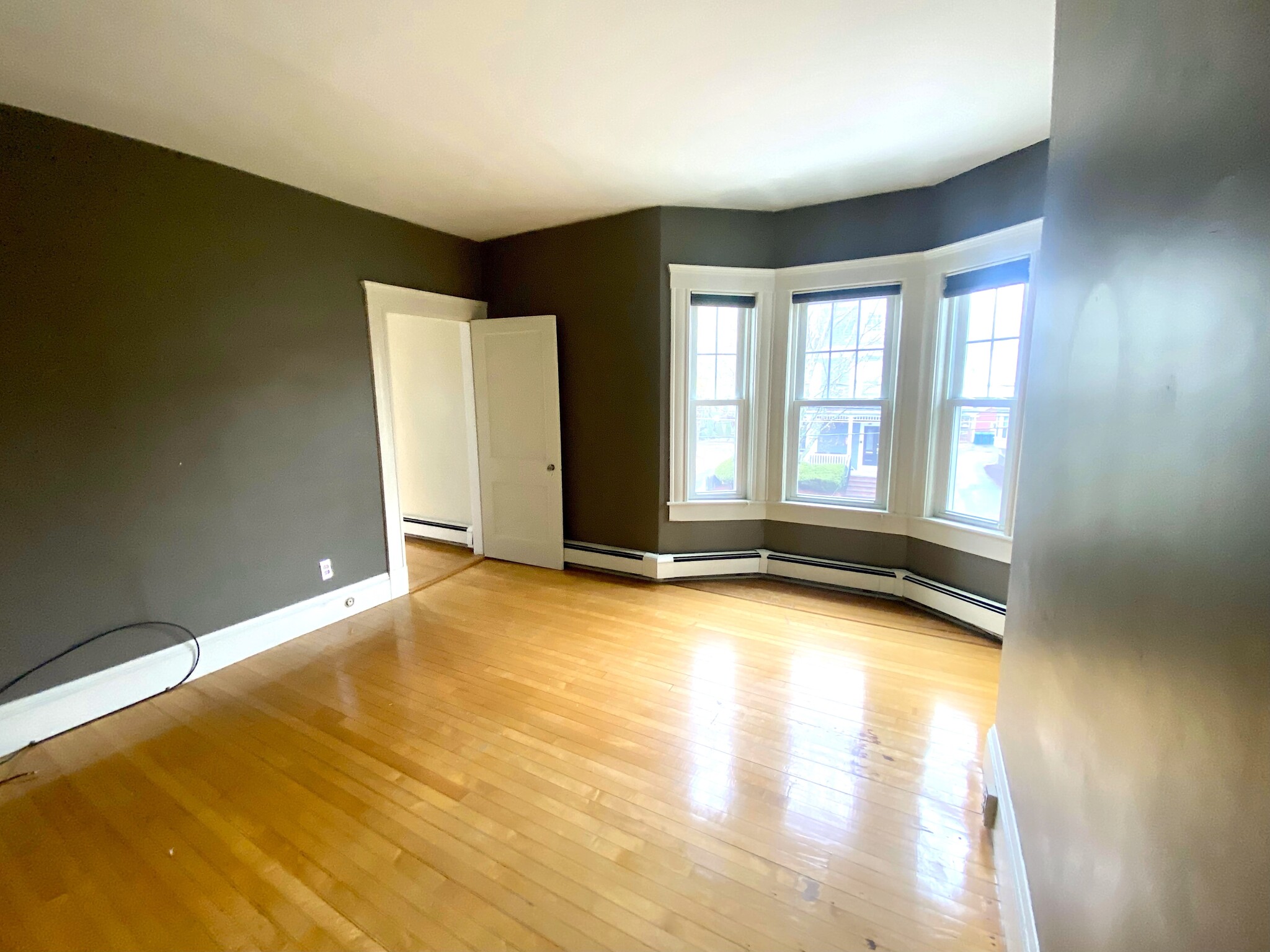 15 Lafayette St, Wakefield