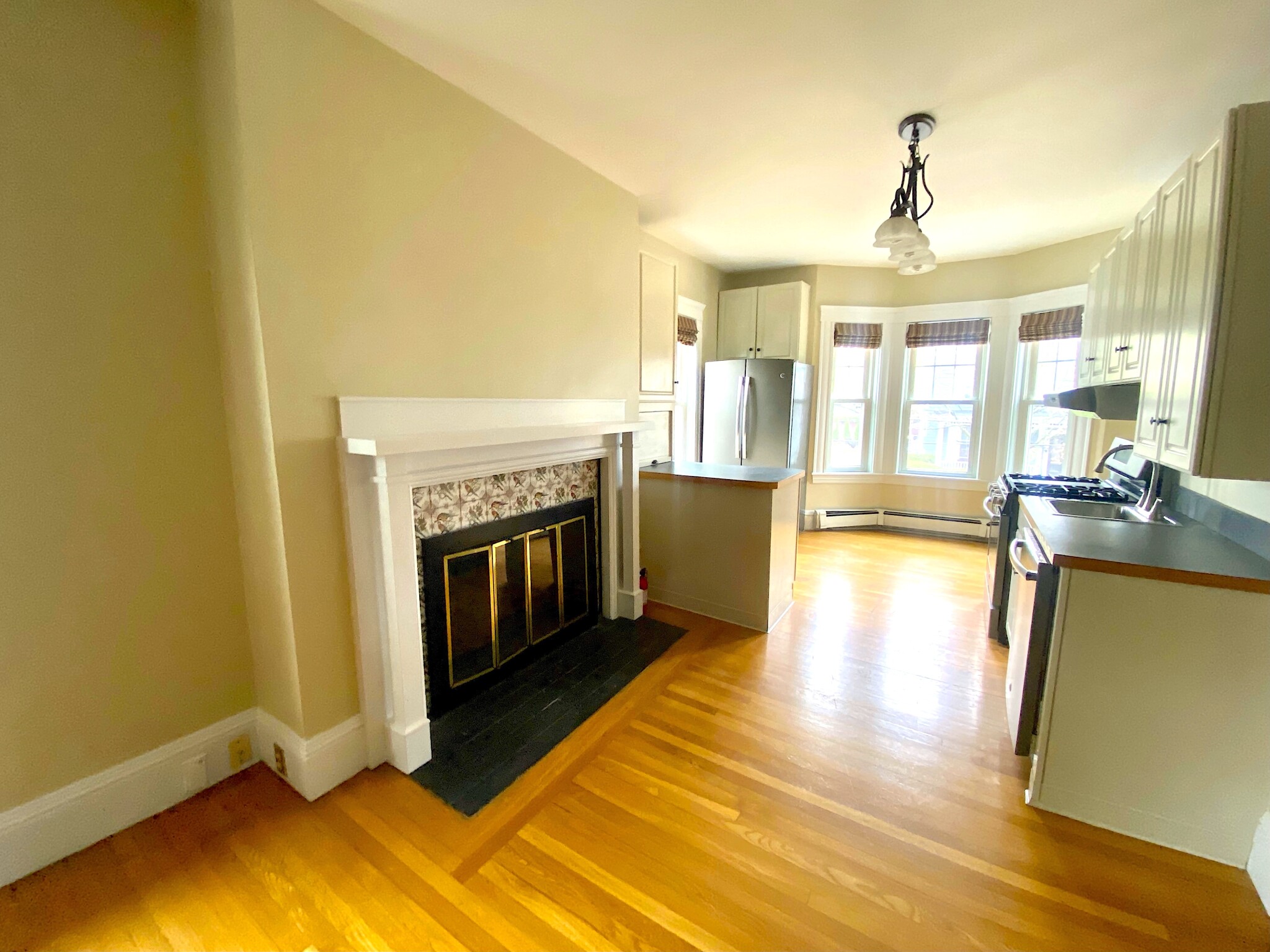 15 Lafayette St, Wakefield