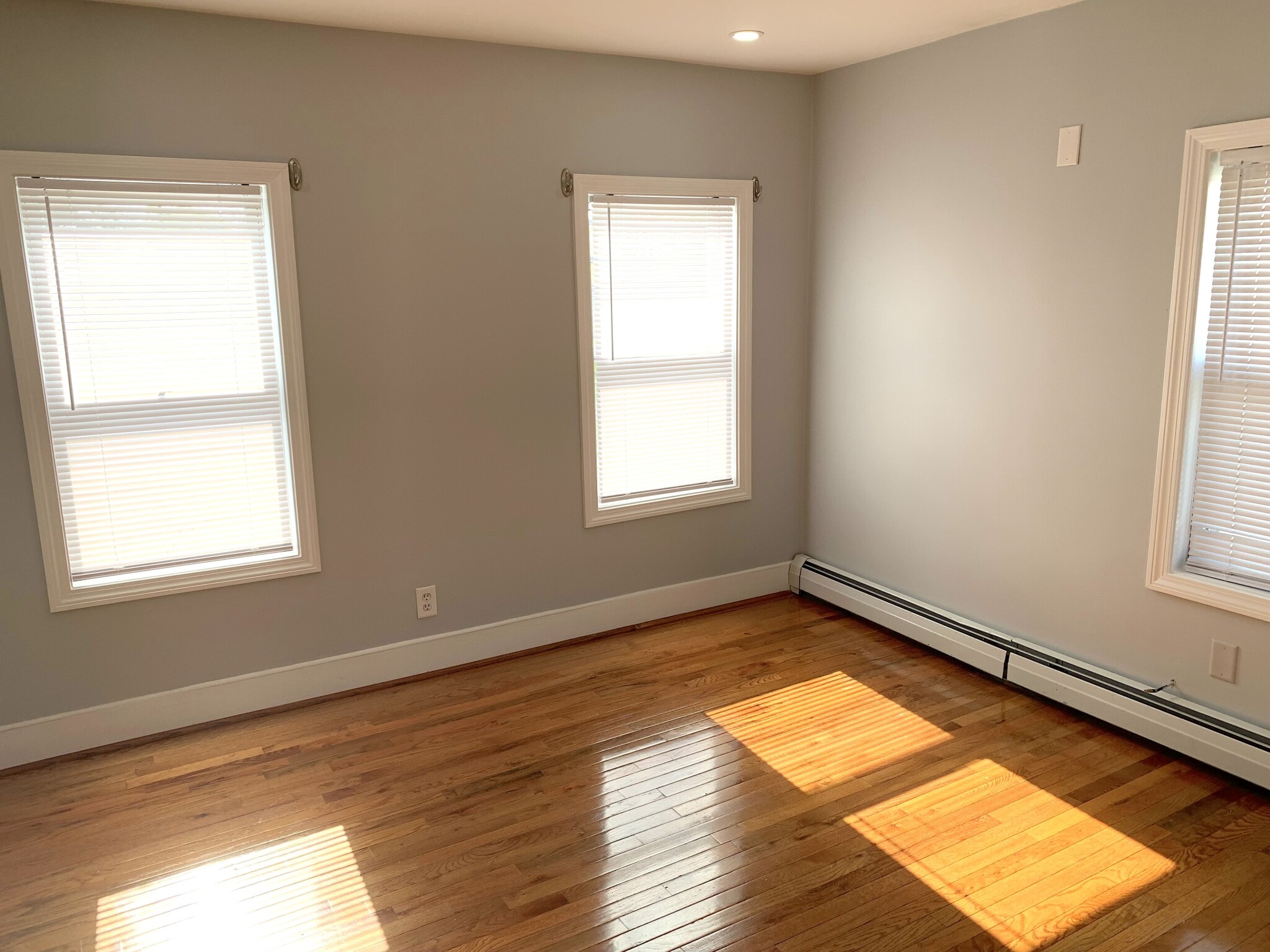 186 Broadway, Malden