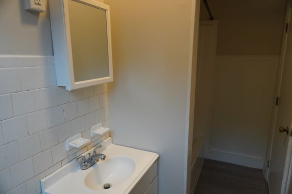 423 Pelham St, Methuen