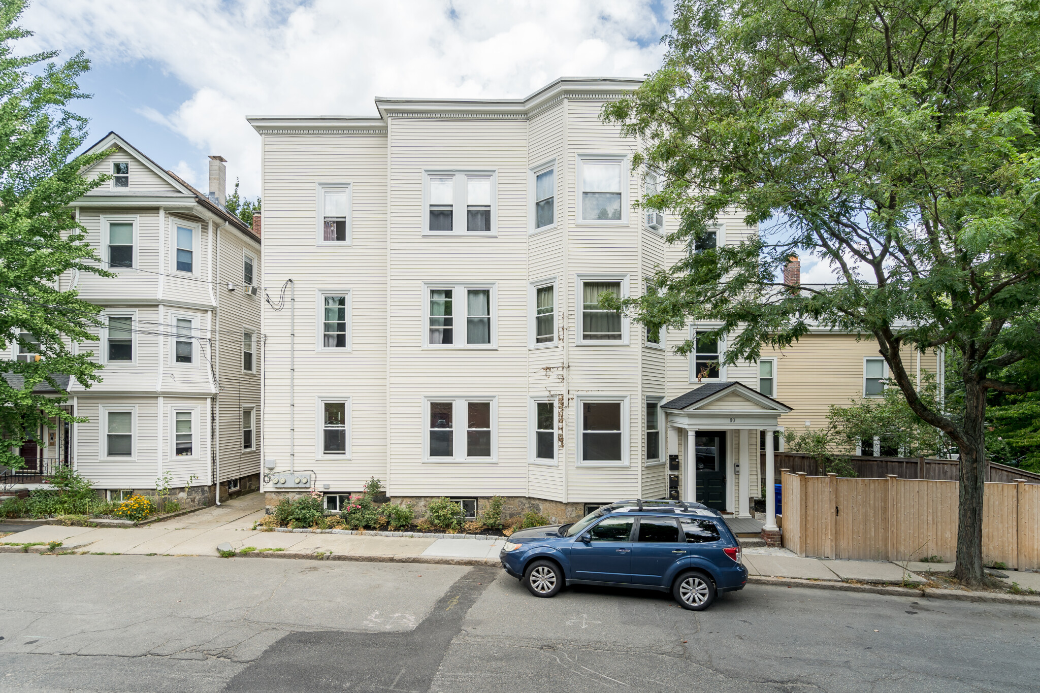 80 Chestnut St, Longwood