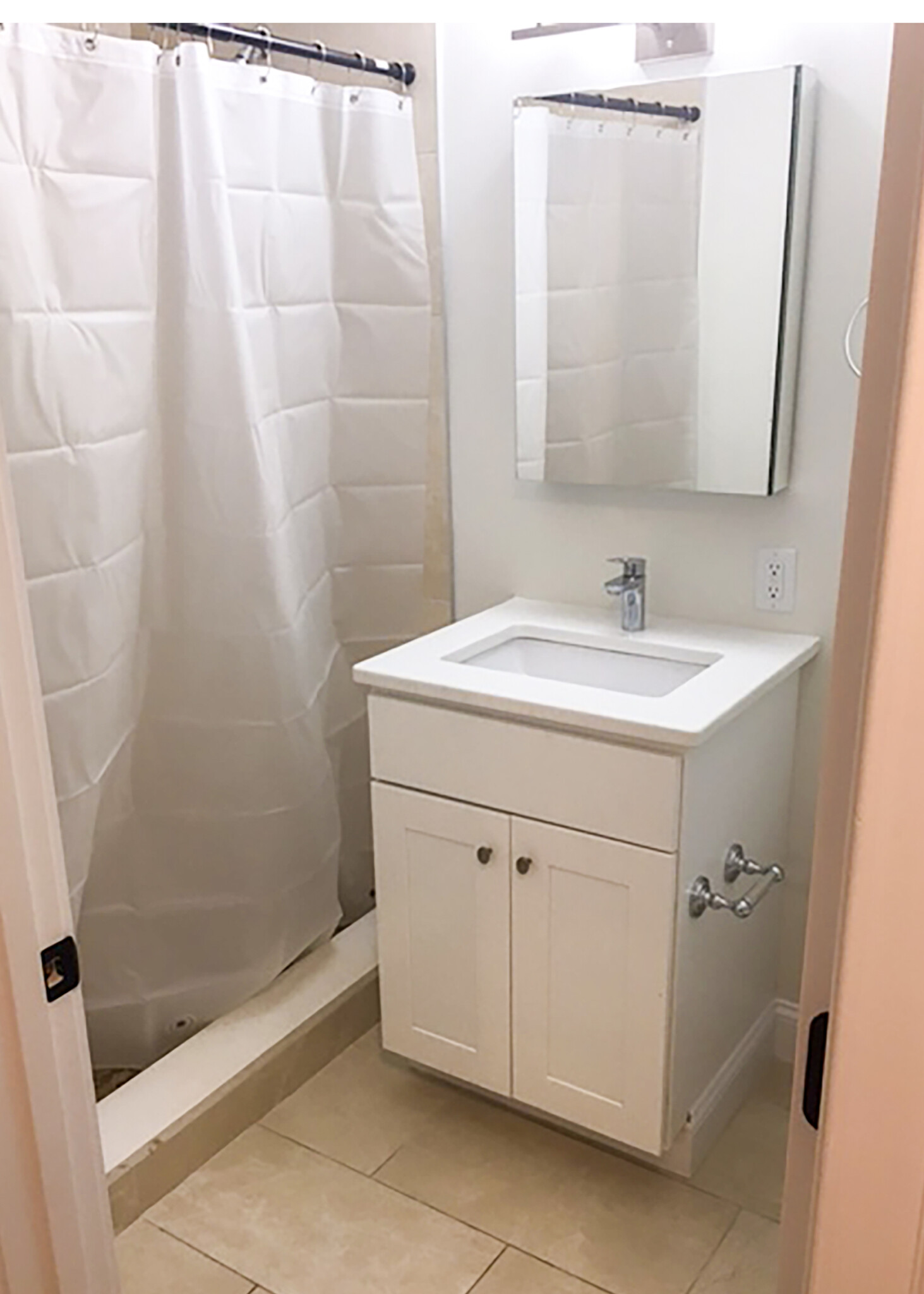 3381 Washington St, Jamaica Plain