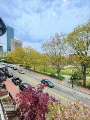 209 Newton St, Back Bay