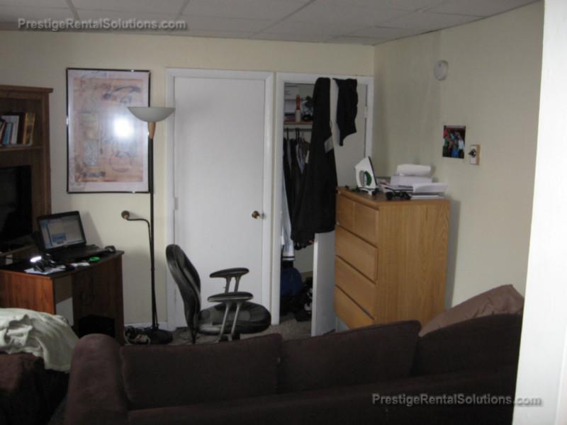 231 Harrison Ave, Chinatown