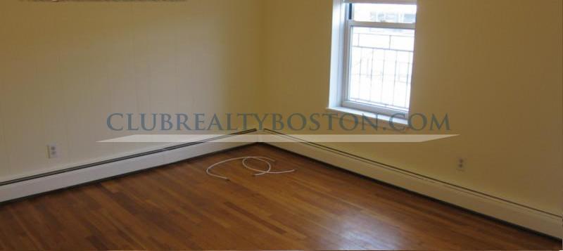 164 North Beacon St, Brighton