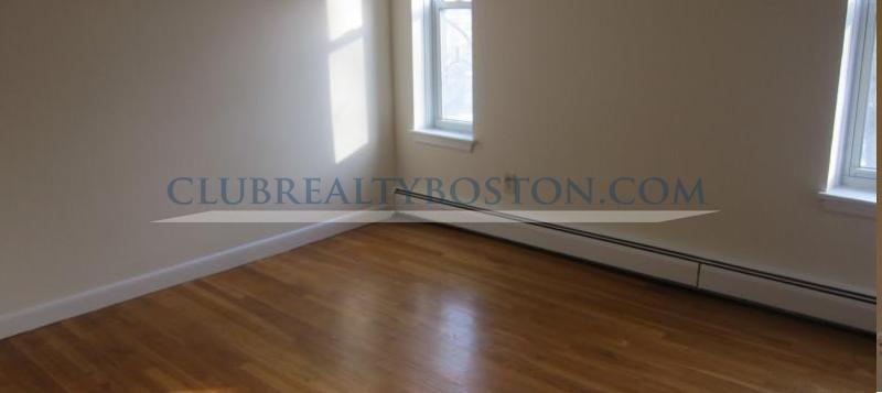 164 North Beacon St, Brighton