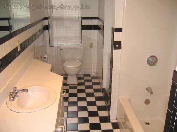 24 Saint Cyprians Pl, South End