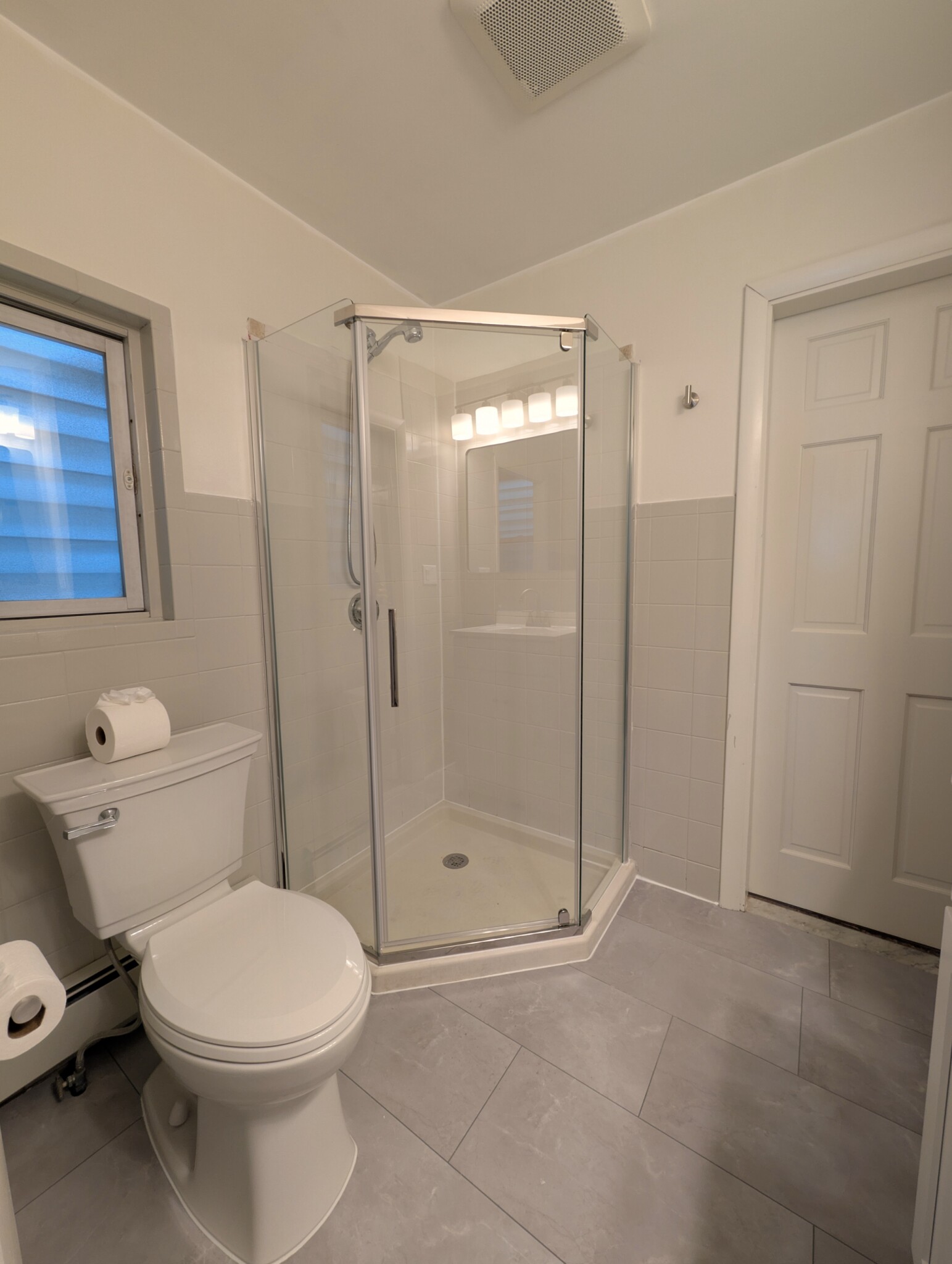 Photos of apartment on Dorchester Ave.,Boston MA 02127