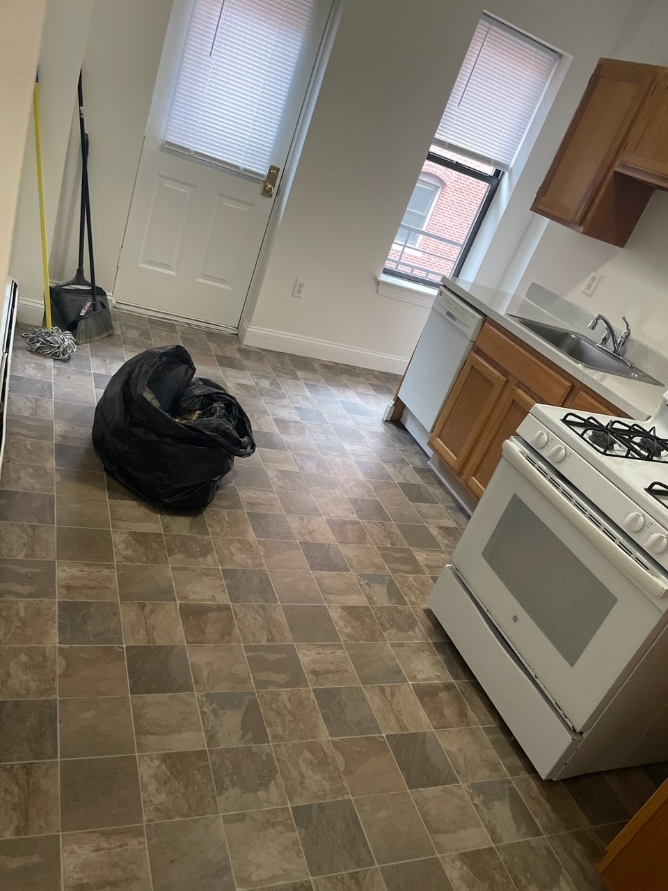 17 Hemenway St, Fenway