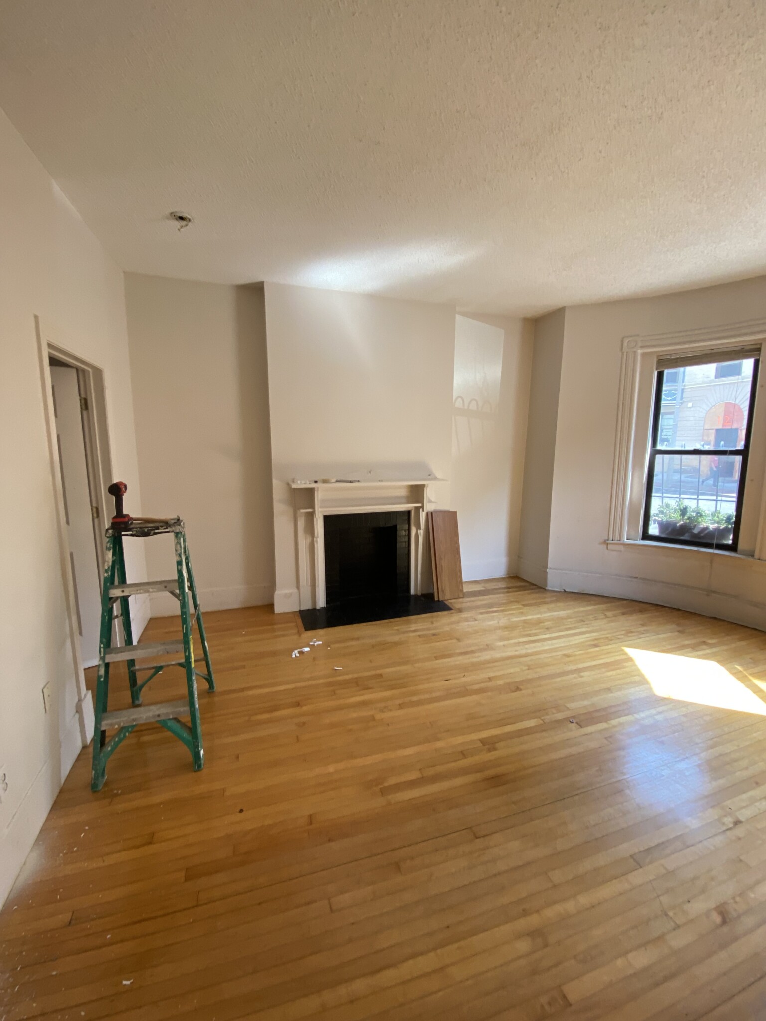 15 Hemenway St, Fenway