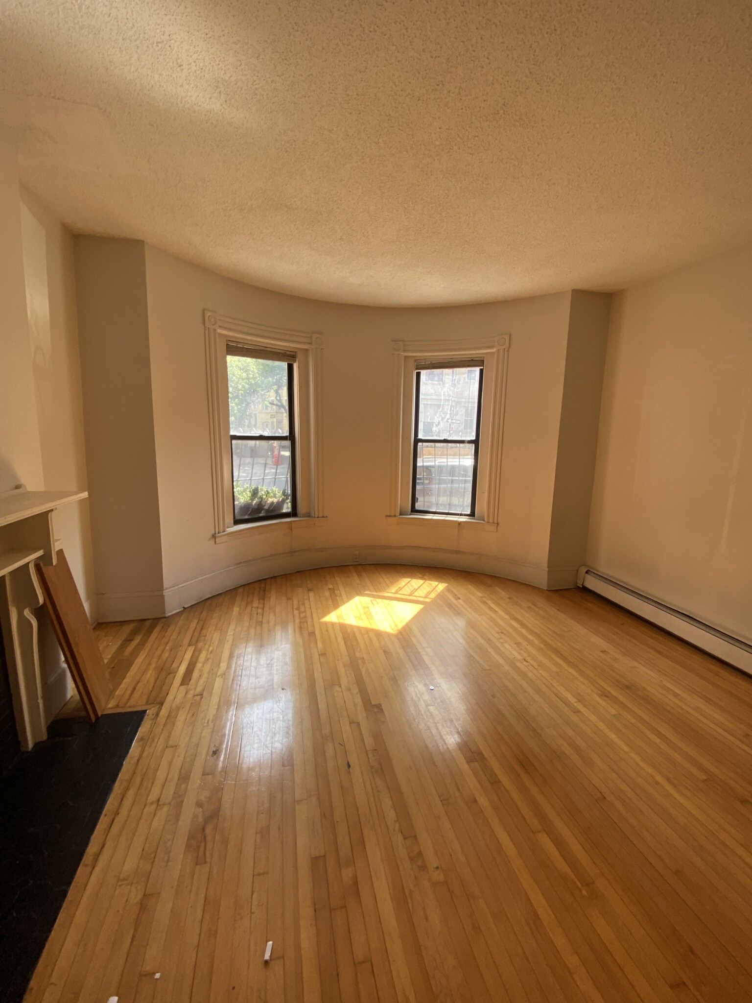 15 Hemenway St, Fenway