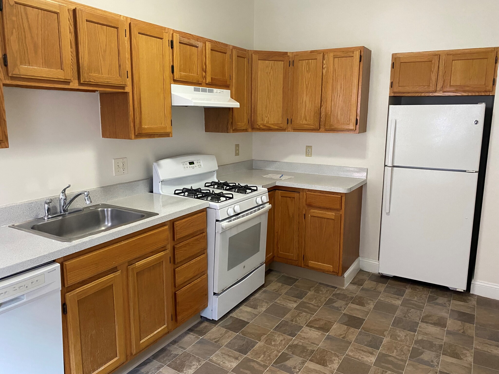 17 Hemenway St, Fenway