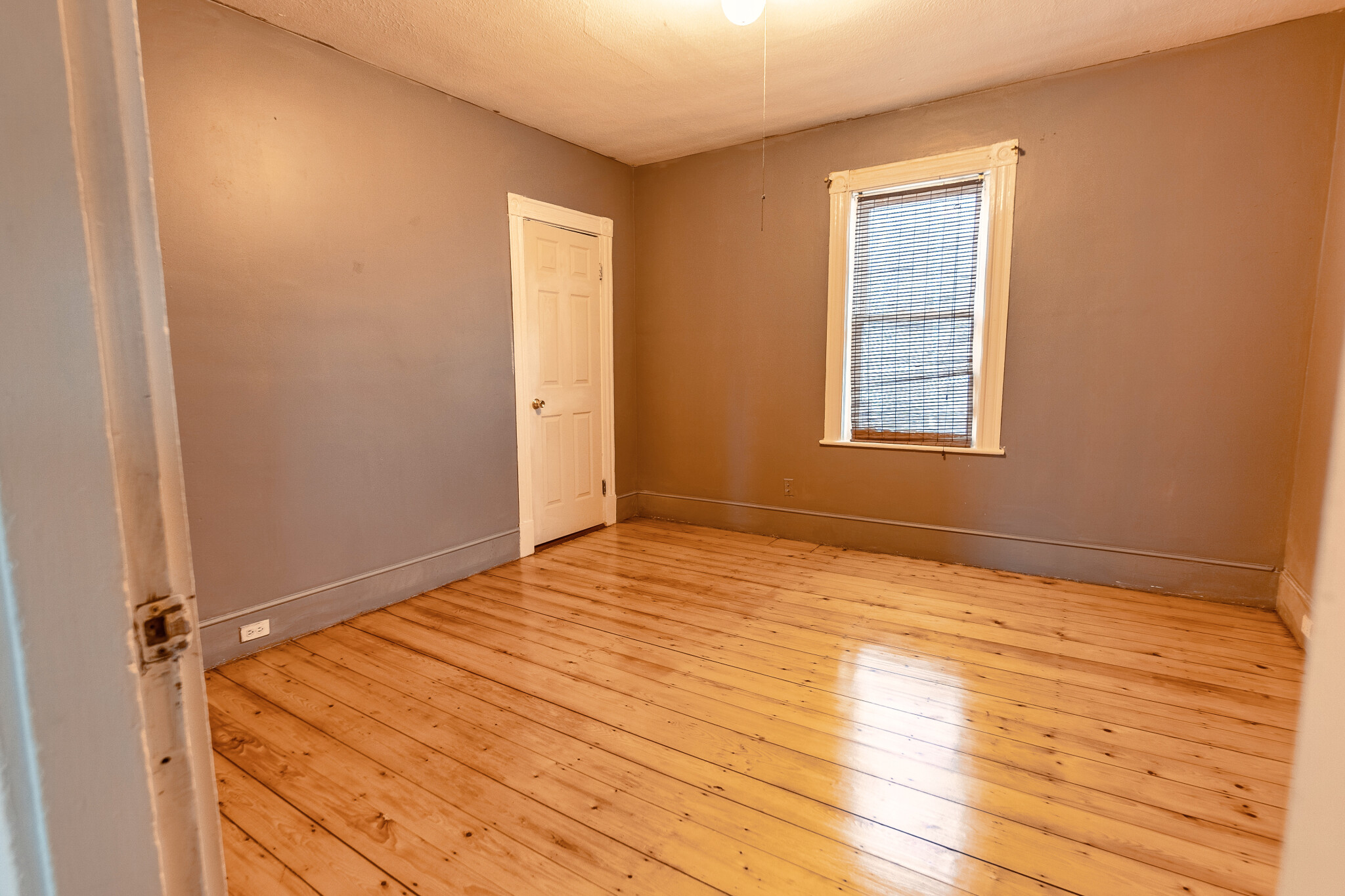 10 Bearse Ave, Dorchester