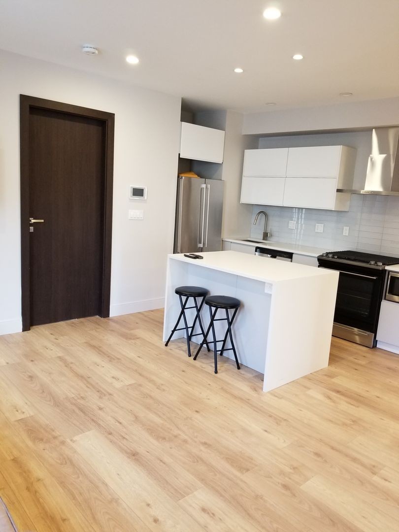 Photos of apartment on Dorchester Ave.,Boston MA 