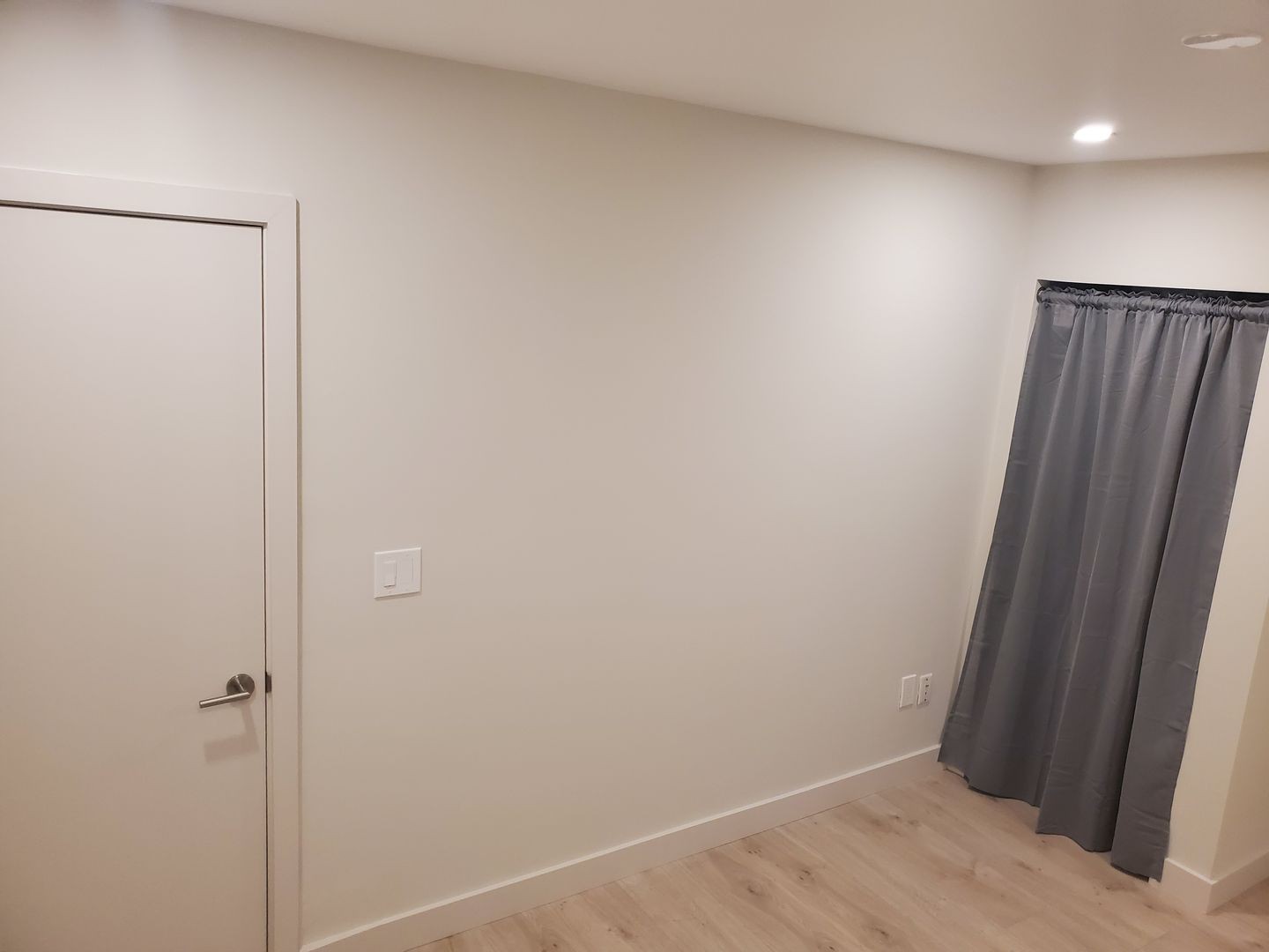 Photos of apartment on Howell St.,Boston MA 