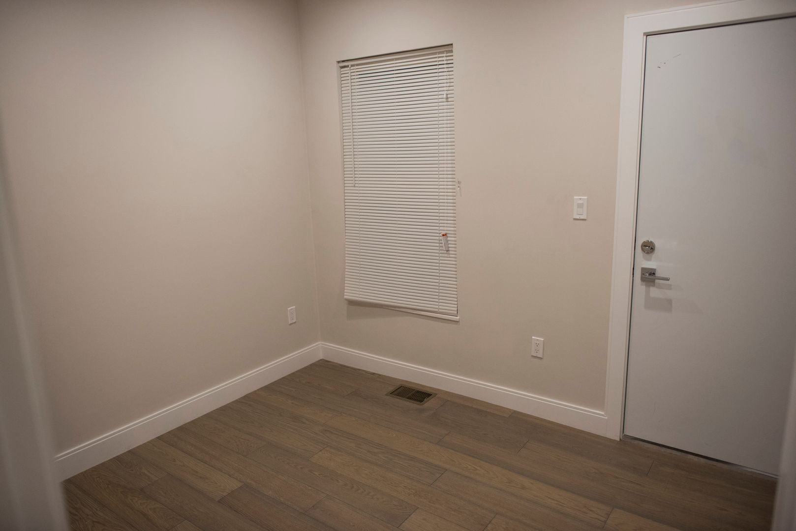 Photos of apartment on Tuttle St.,Boston MA 02125