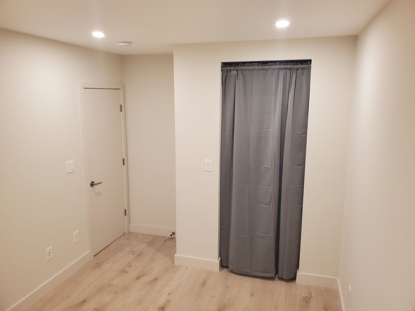 Photos of apartment on Howell St.,Boston MA 