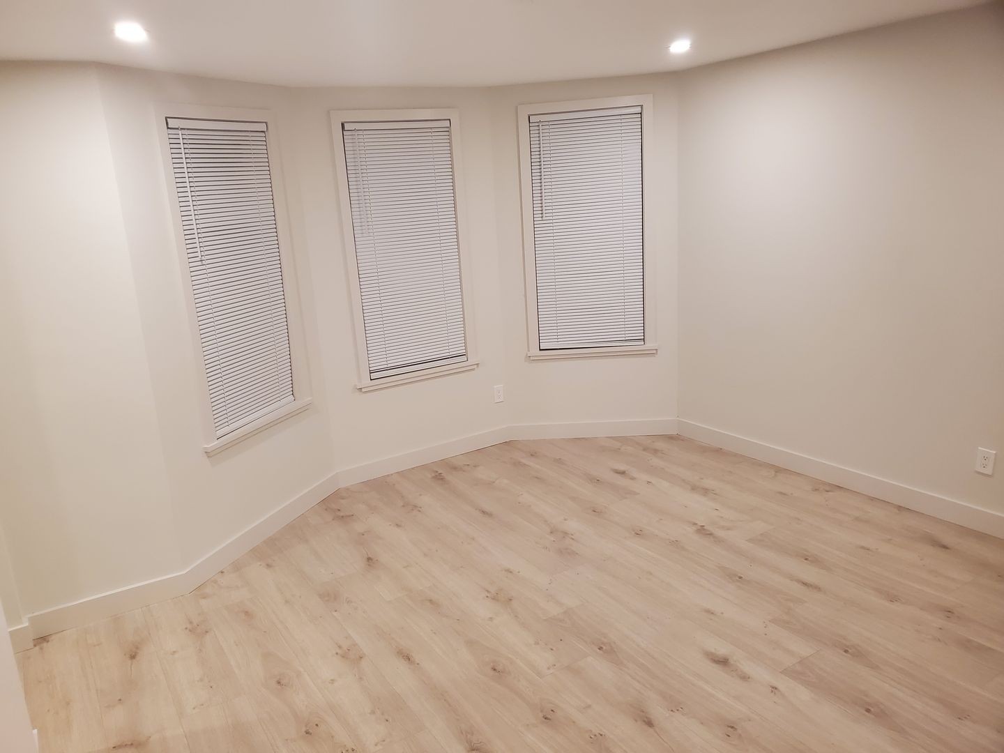 Photos of apartment on Howell St.,Boston MA 