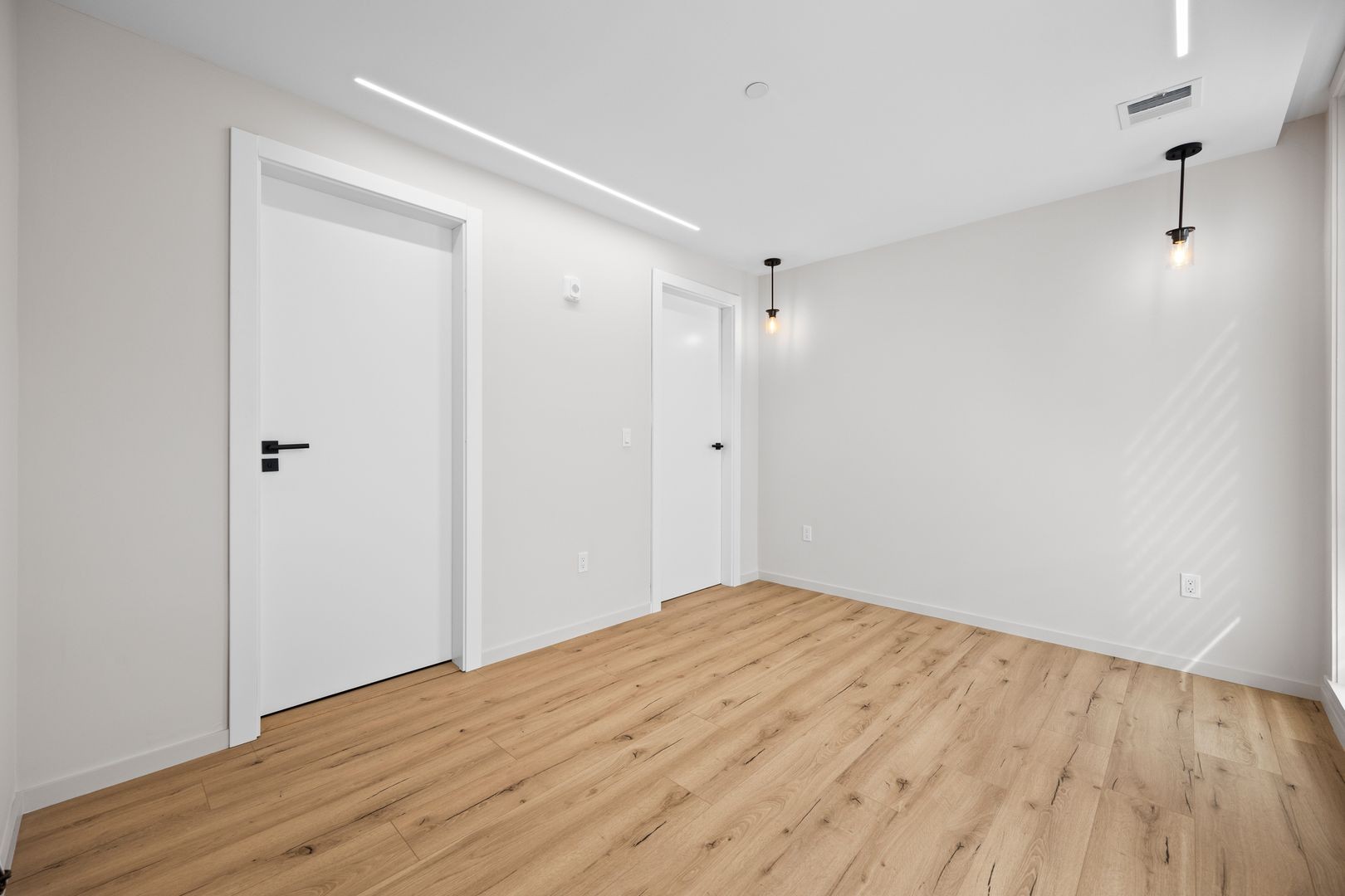 Photos of apartment on Dorchester Ave.,Boston MA 02125