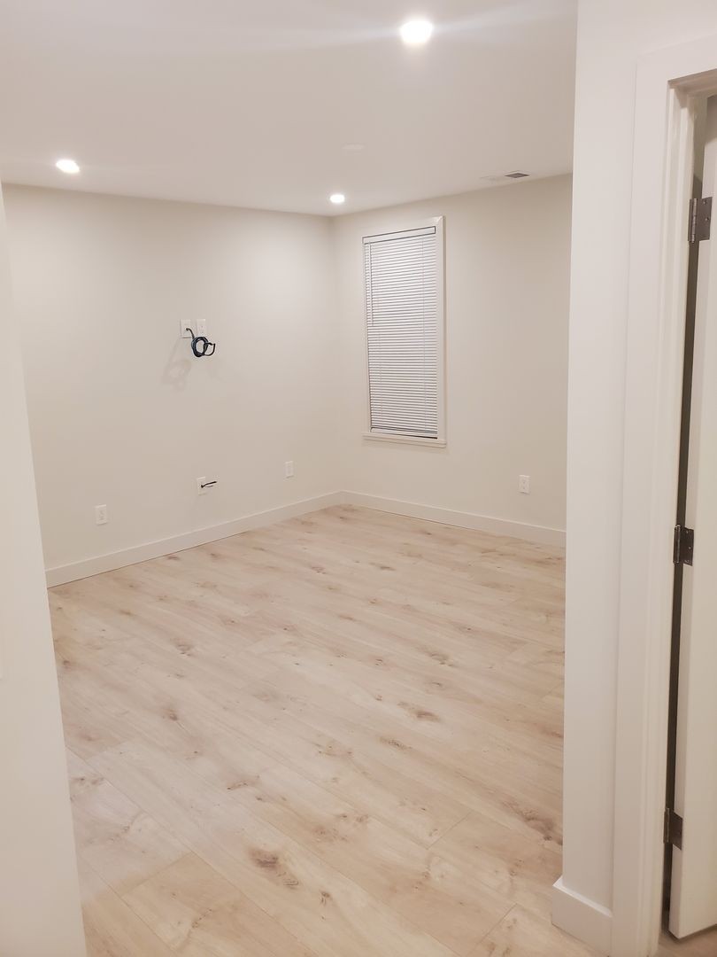 Photos of apartment on Howell St.,Boston MA 