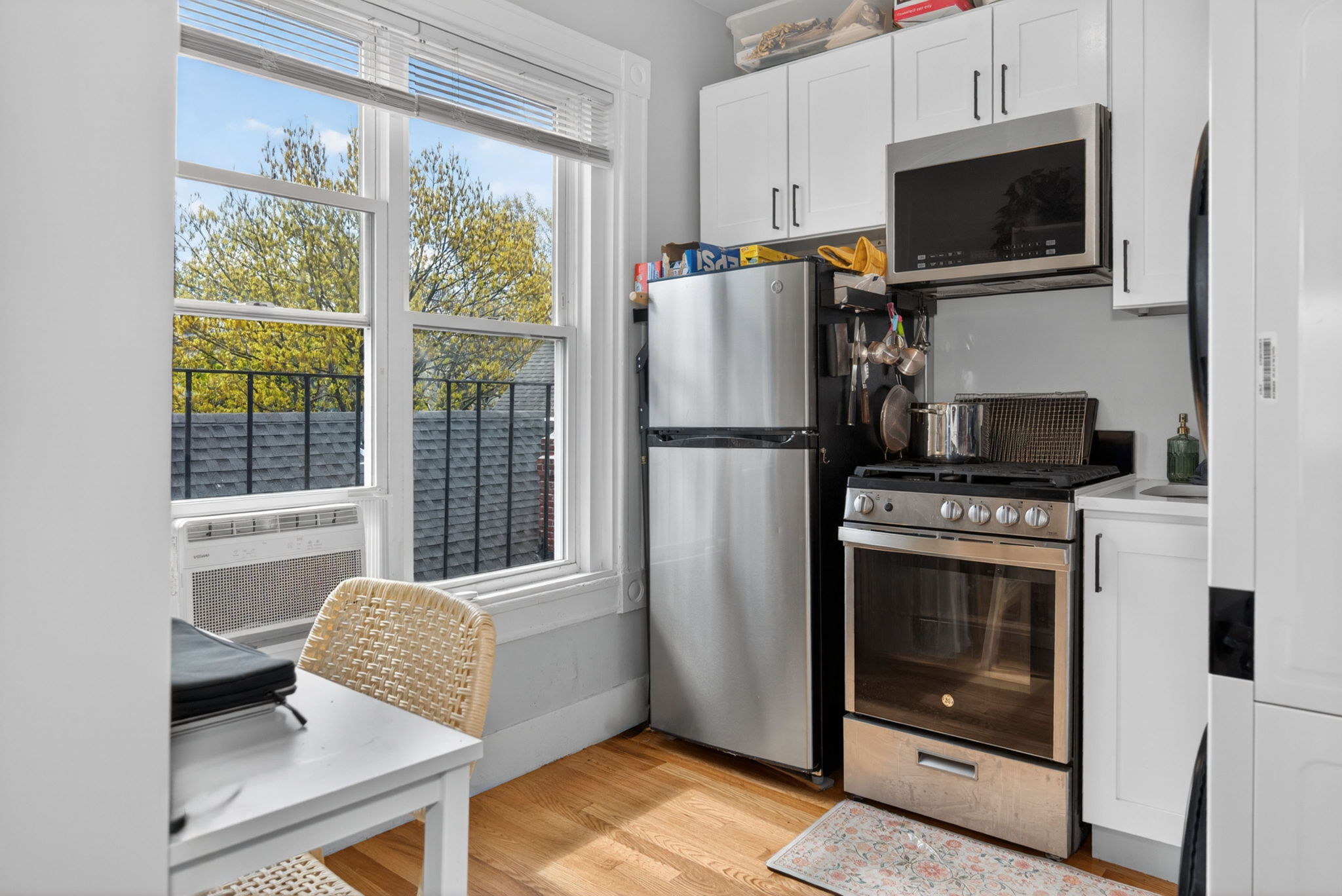 Photos of apartment on Cambridge St.,Cambridge MA 02138