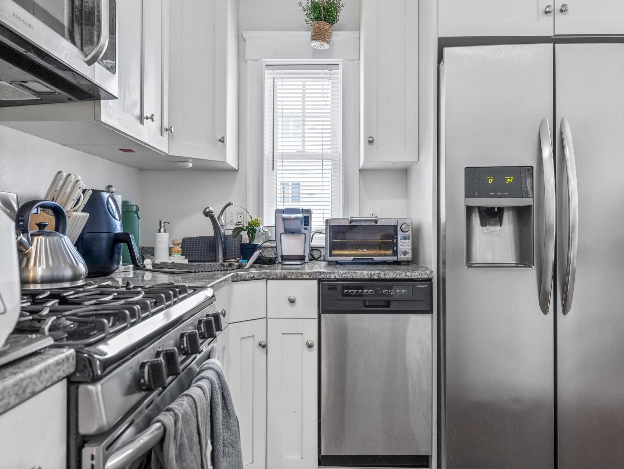 Photos of apartment on Bowdoin St.,Medford MA 02155