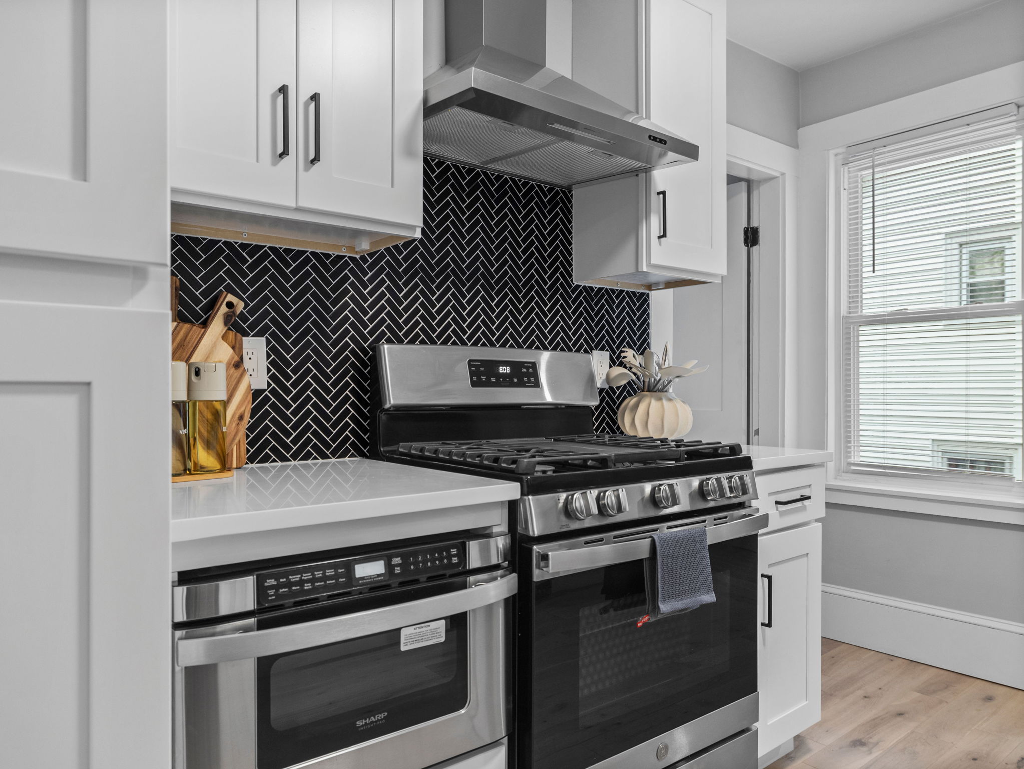 Photos of apartment on Dickson St.,Somerville MA 02144