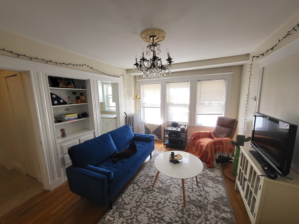 20 Morrison Ave, Powder House Square