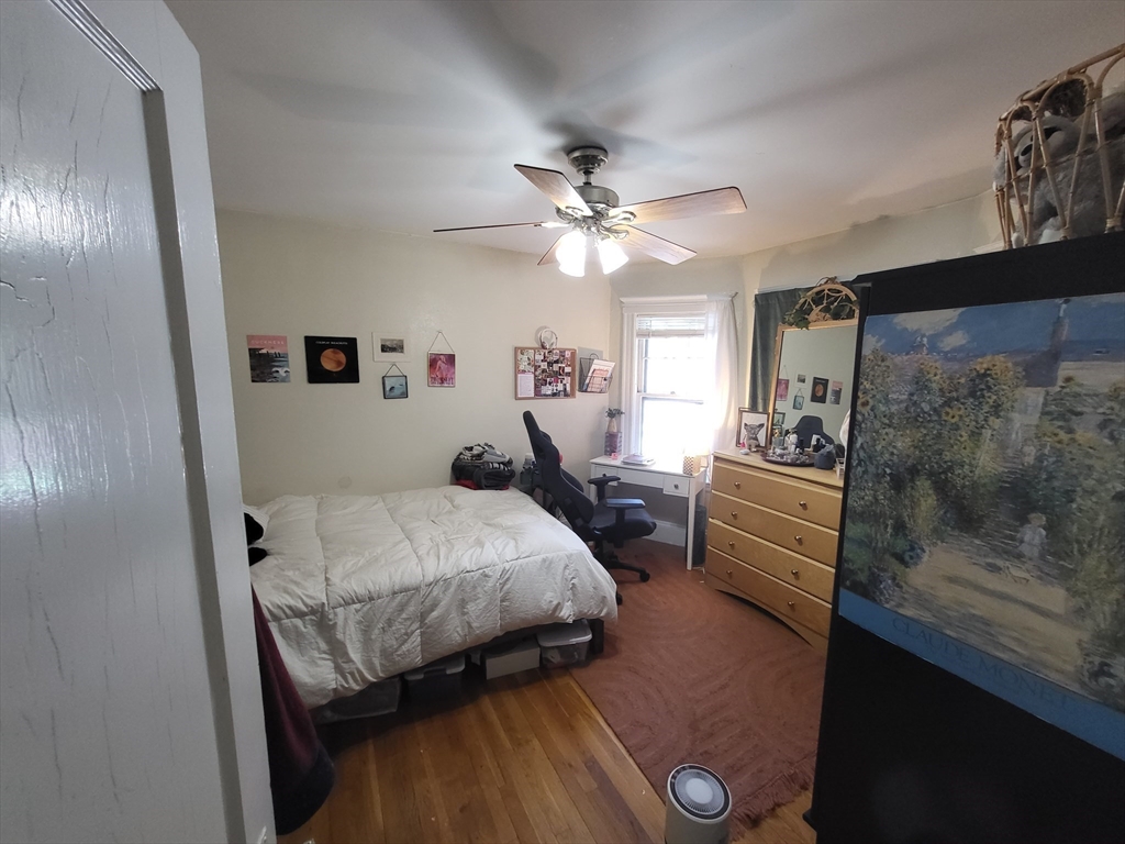 20 Morrison Ave, Powder House Square