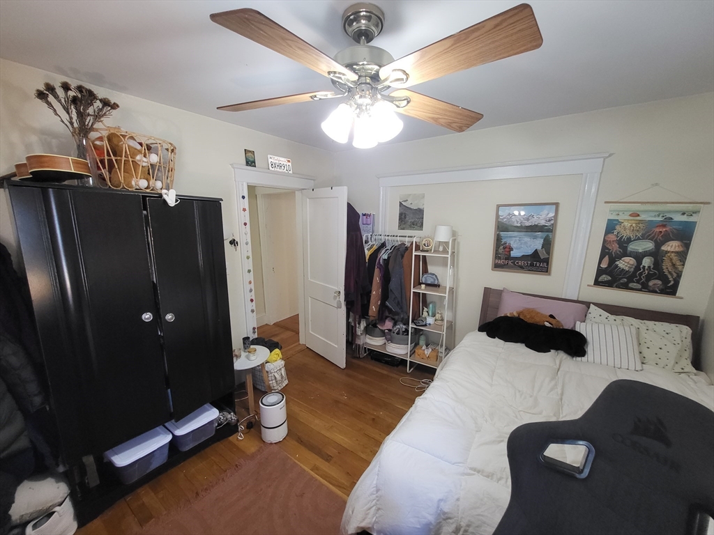 20 Morrison Ave, Powder House Square