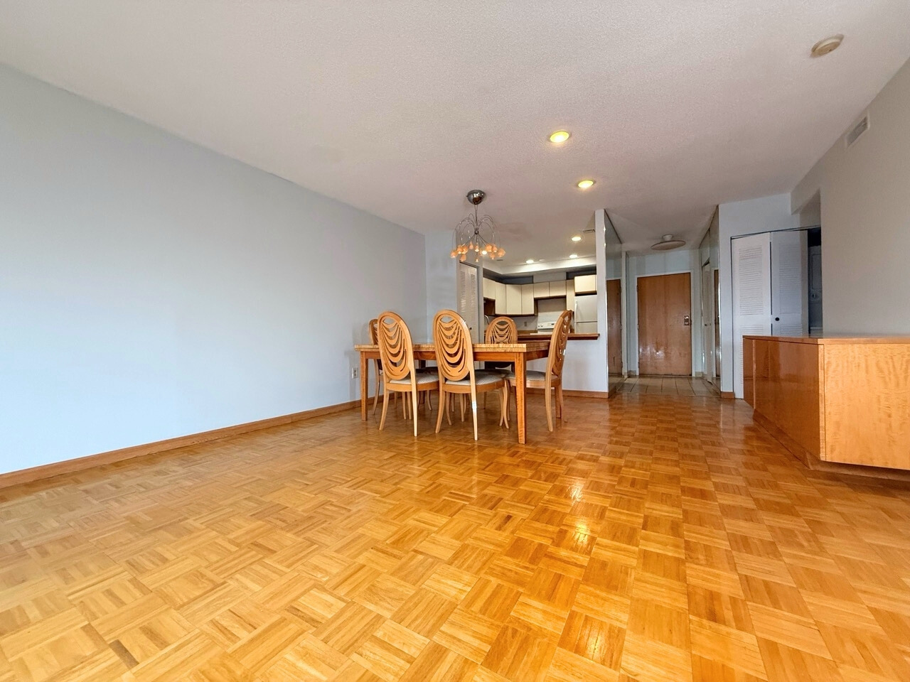 1850 Beacon St., Brookline, MA - 3,200 USD/ month