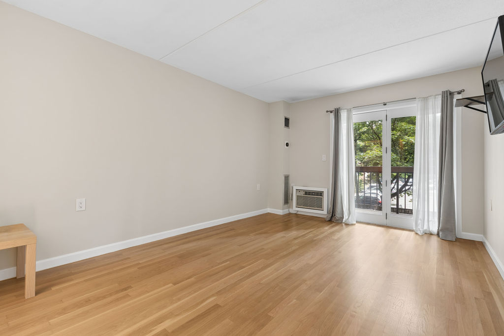 Photos of apartment on Washington St.,Boston MA 02132