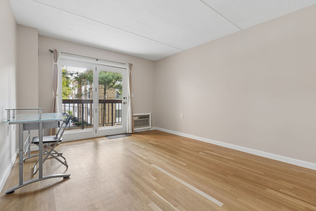 Photos of apartment on Washington St.,Boston MA 02132
