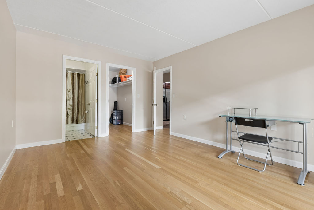 Photos of apartment on Washington St.,Boston MA 02132