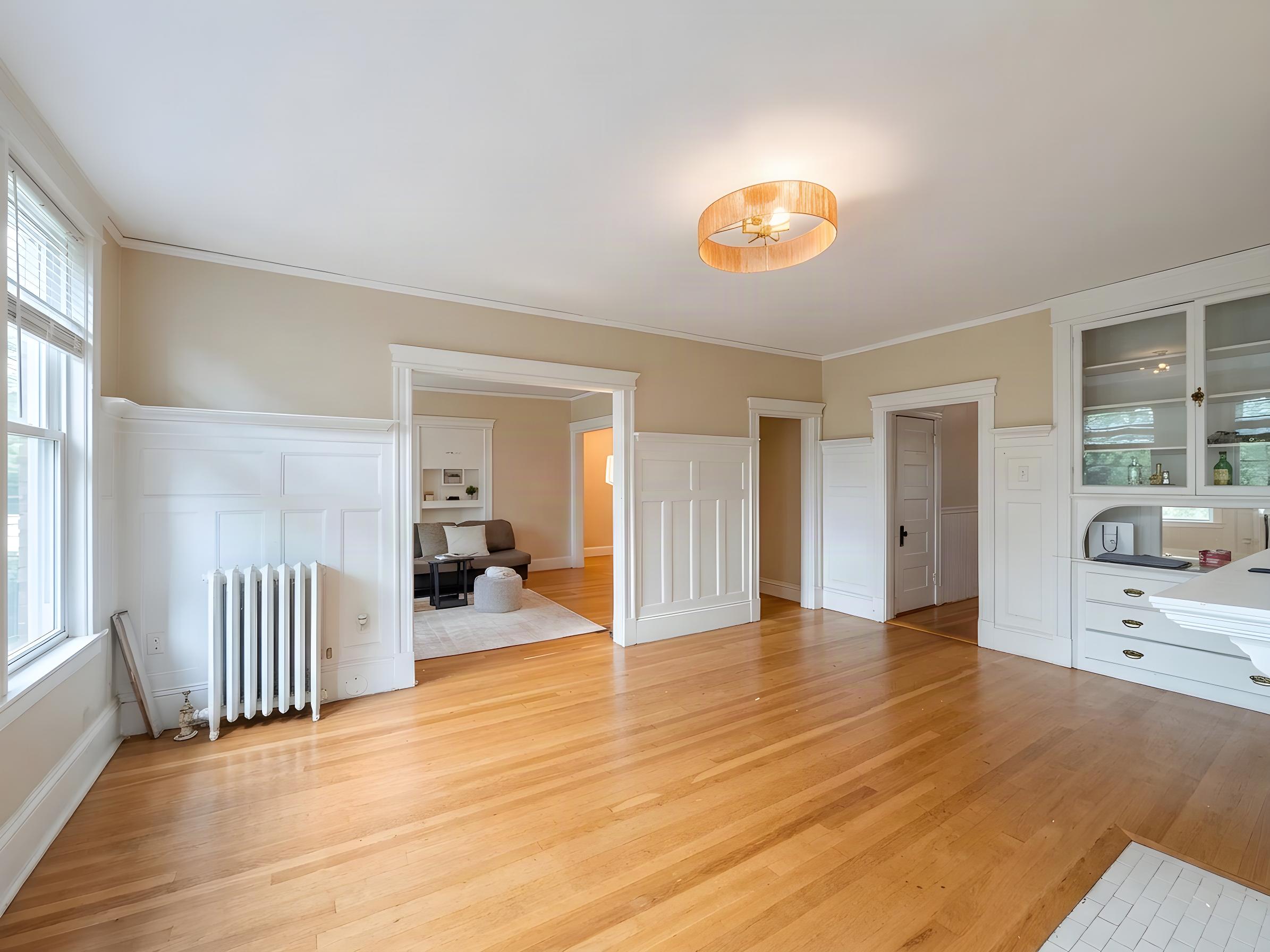 Photos of apartment on Beacon St.,Brookline MA 02445