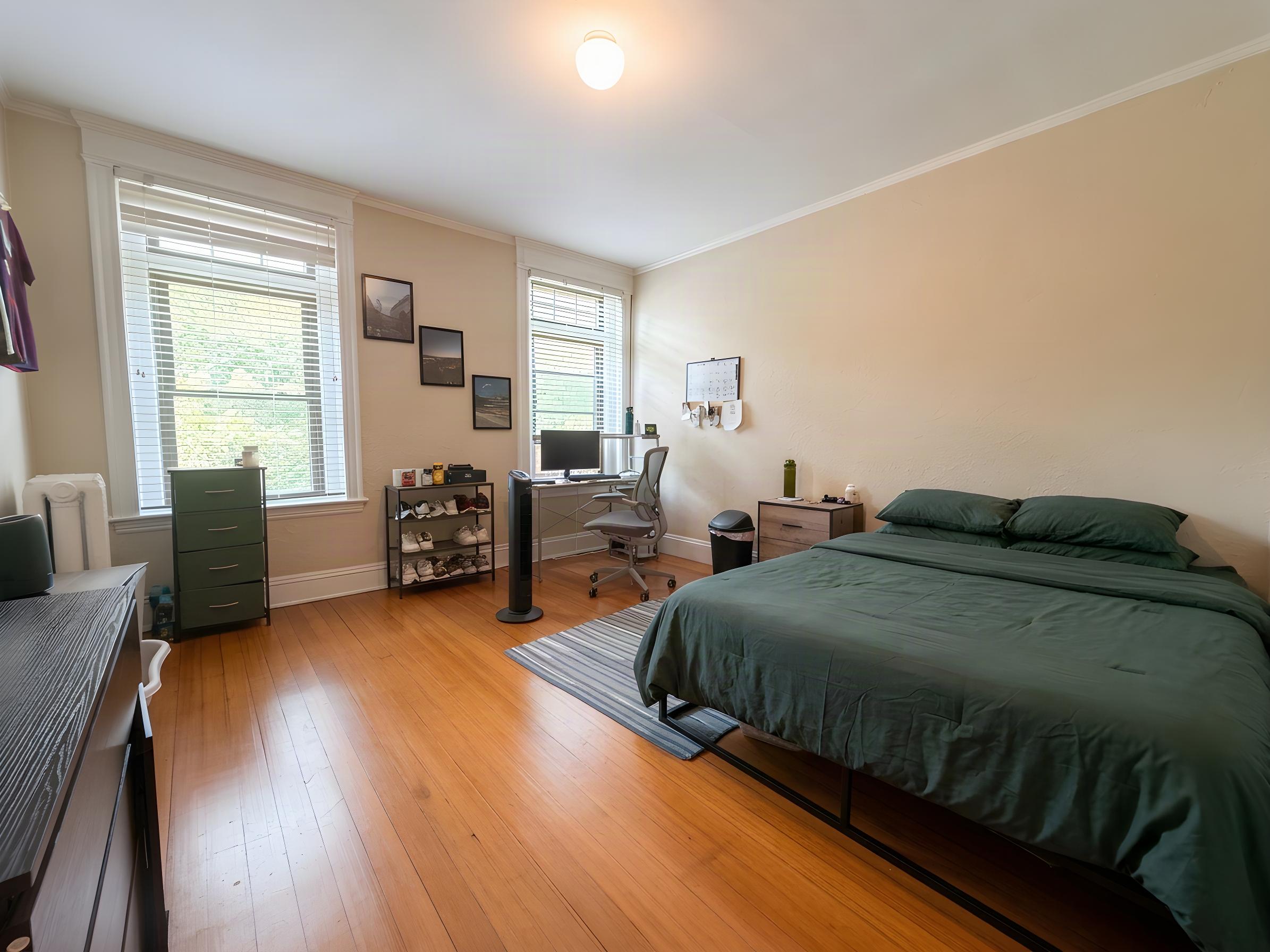Photos of apartment on Beacon St.,Brookline MA 02445