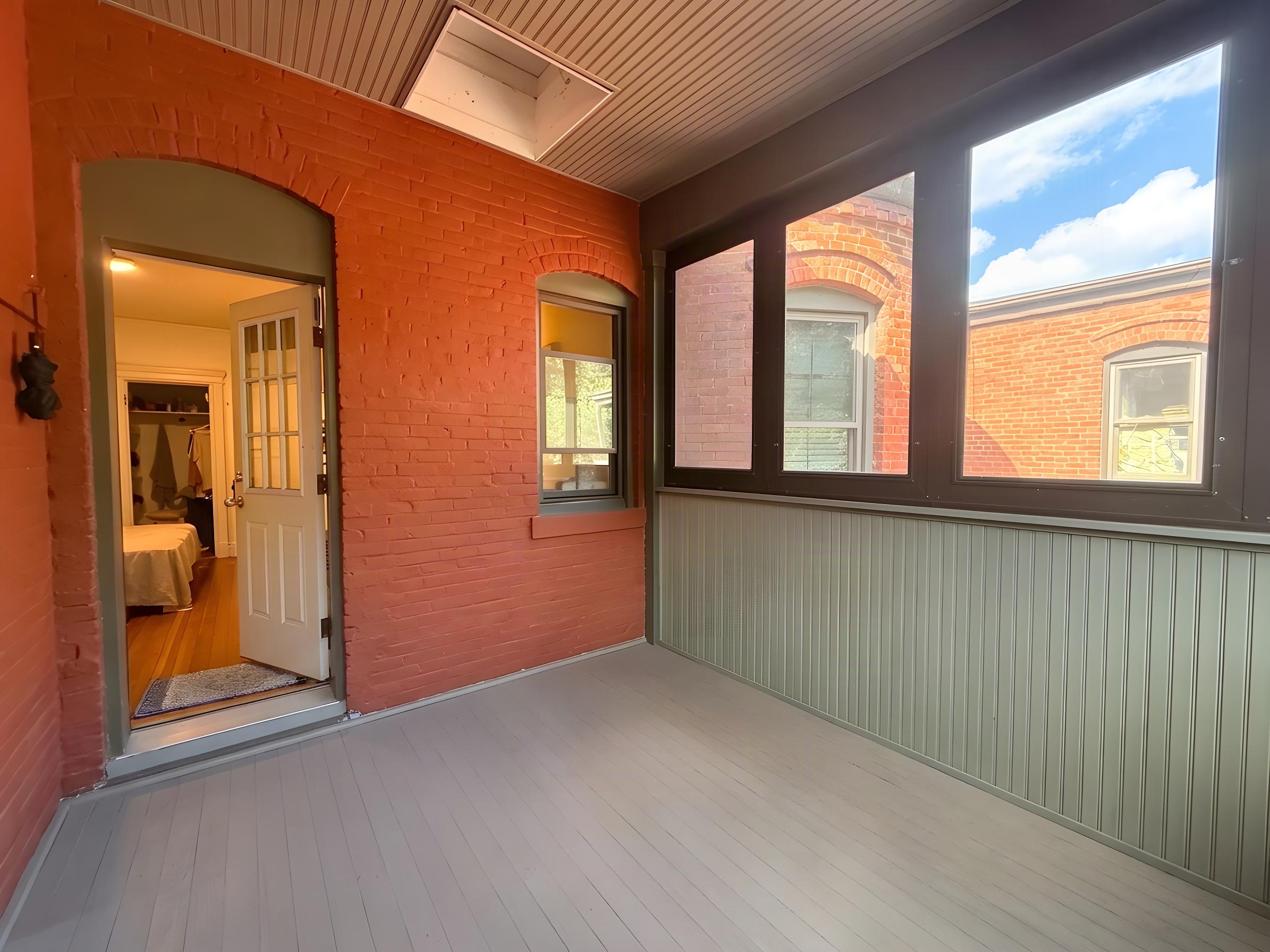 Photos of apartment on Beacon St.,Brookline MA 02445