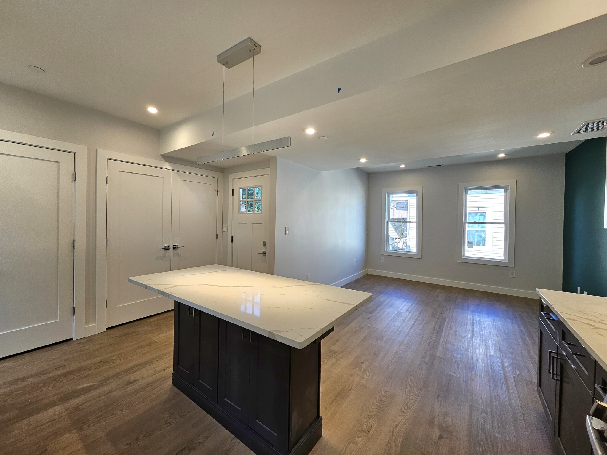 15 Maine Ter, Assembly Square