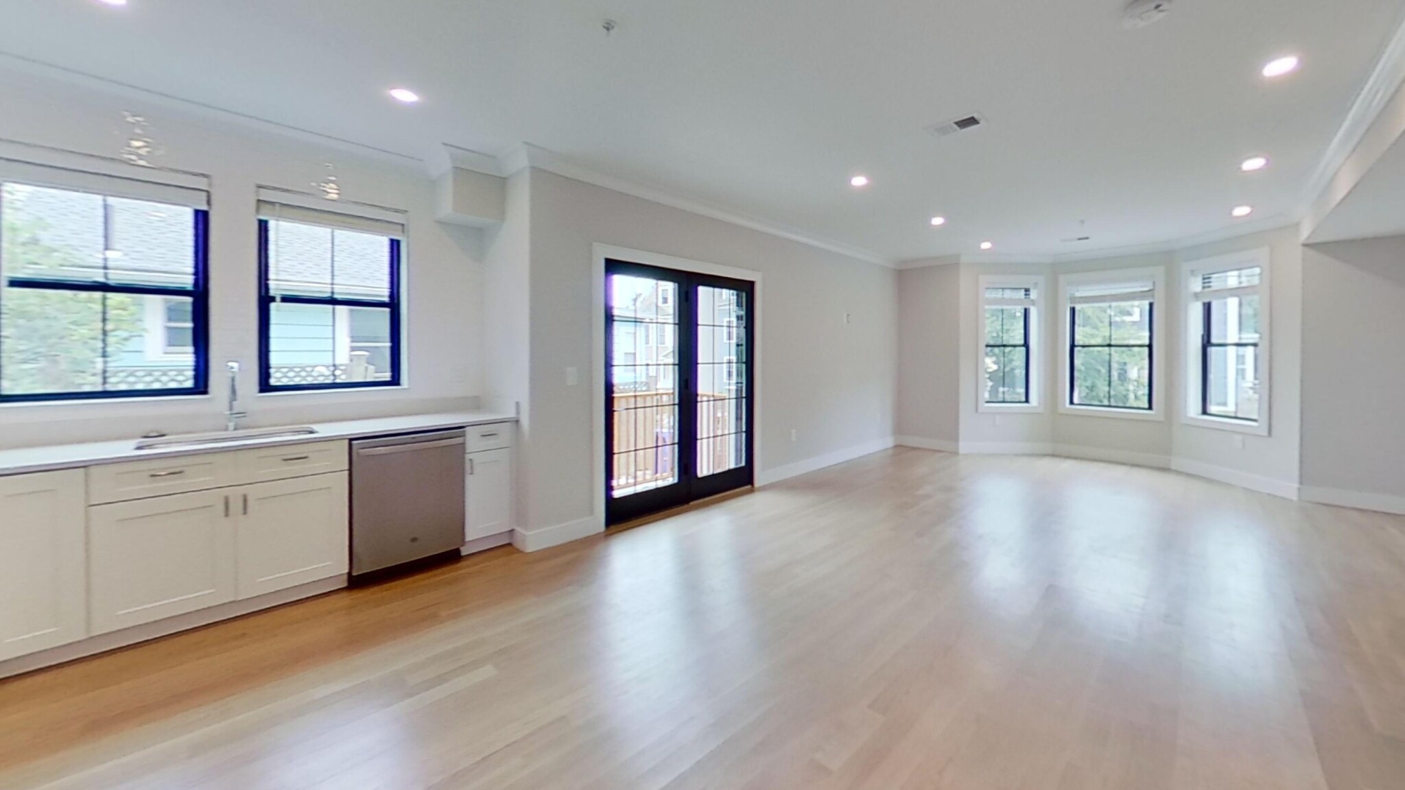279 lamartiine, Boston, MA - 5,200 USD/ month