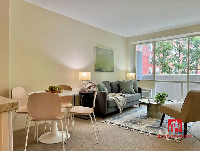 29 Concord Ave, Harvard Square