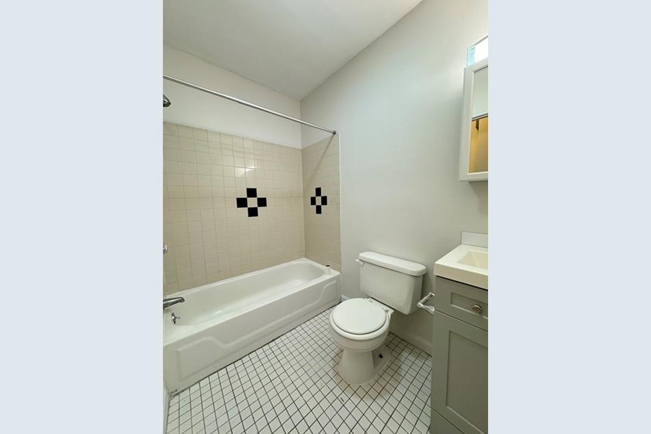 291 E St, South Boston