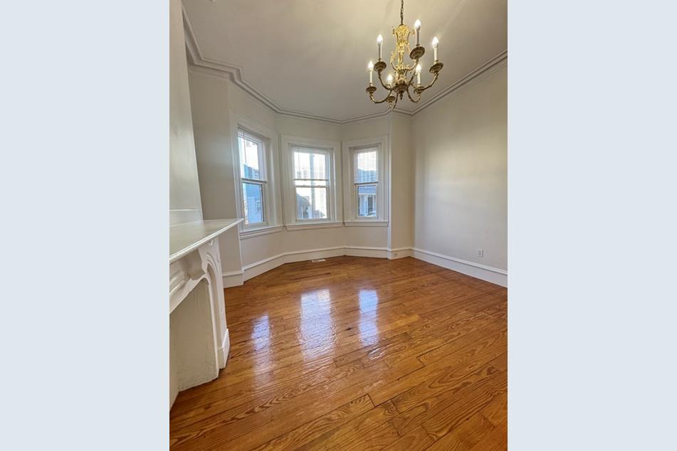 291 E St, South Boston