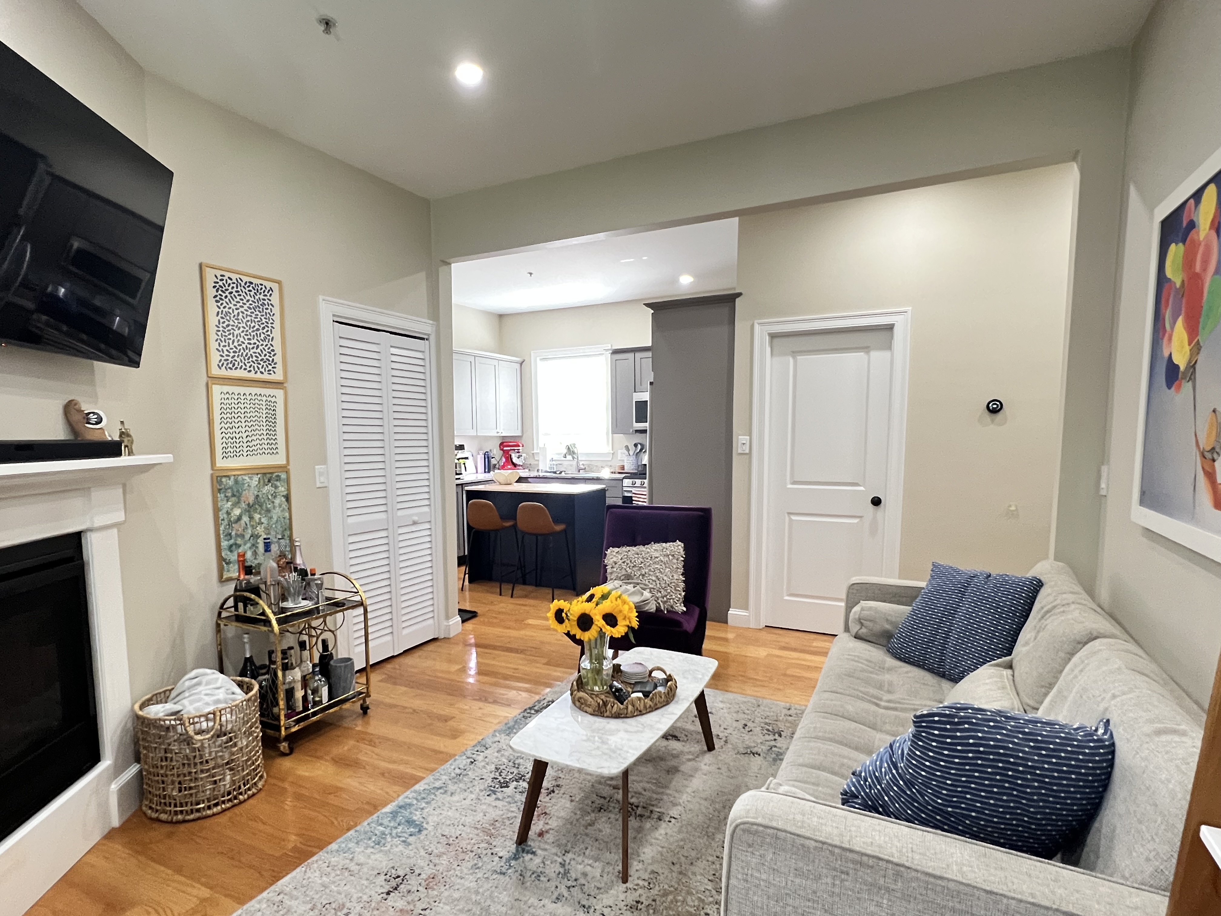 Photos of apartment on Howard Pl.,Boston MA 02125